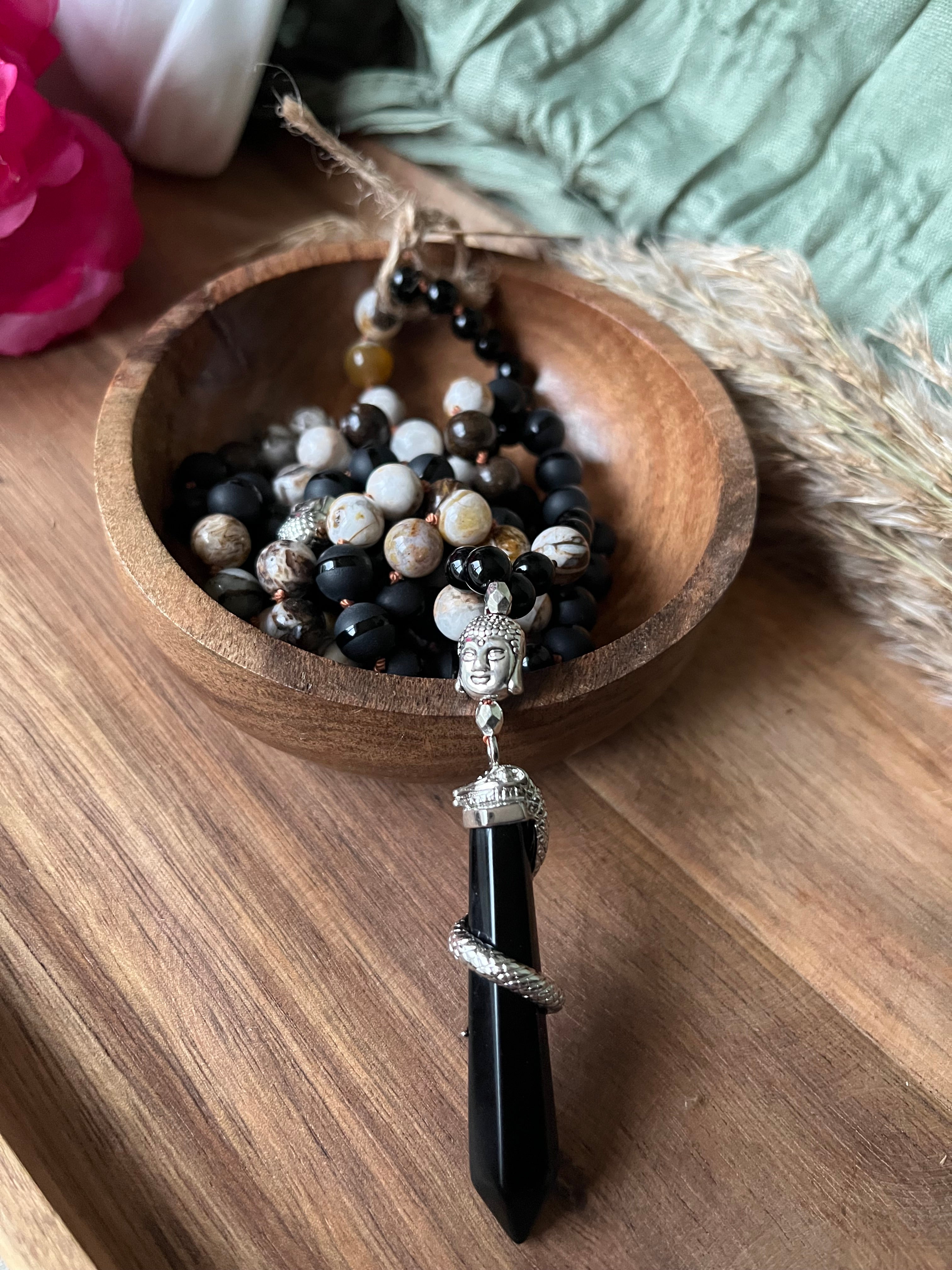 Mala « Racines d’Ombre » - ANCRAGE - PROTECTION - STABILITÉ - Onyx - Bois pétrifié