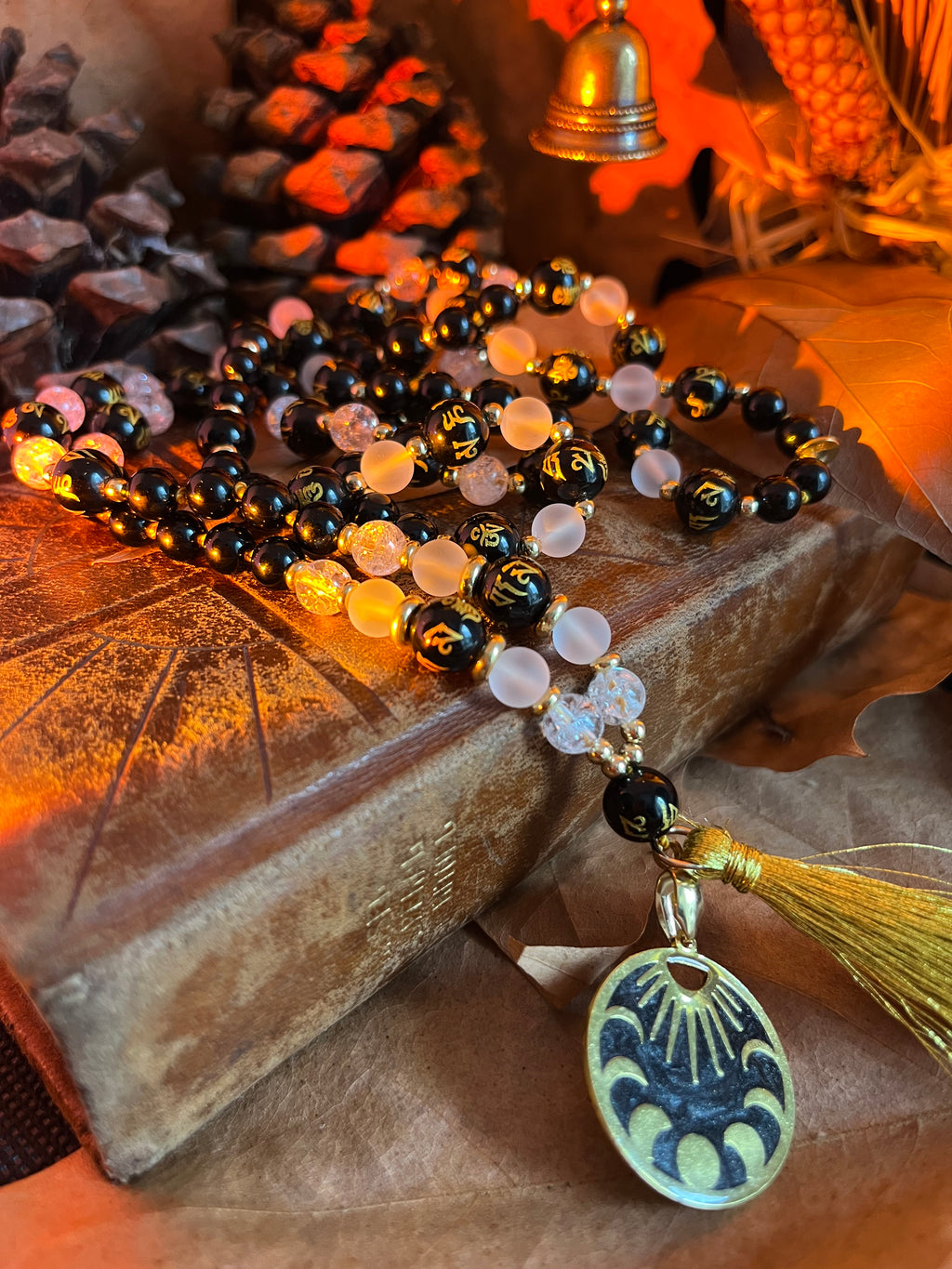 Mala “Lune Noire” Onyx - Obsidienne - Oeil céleste - Cristal de roche