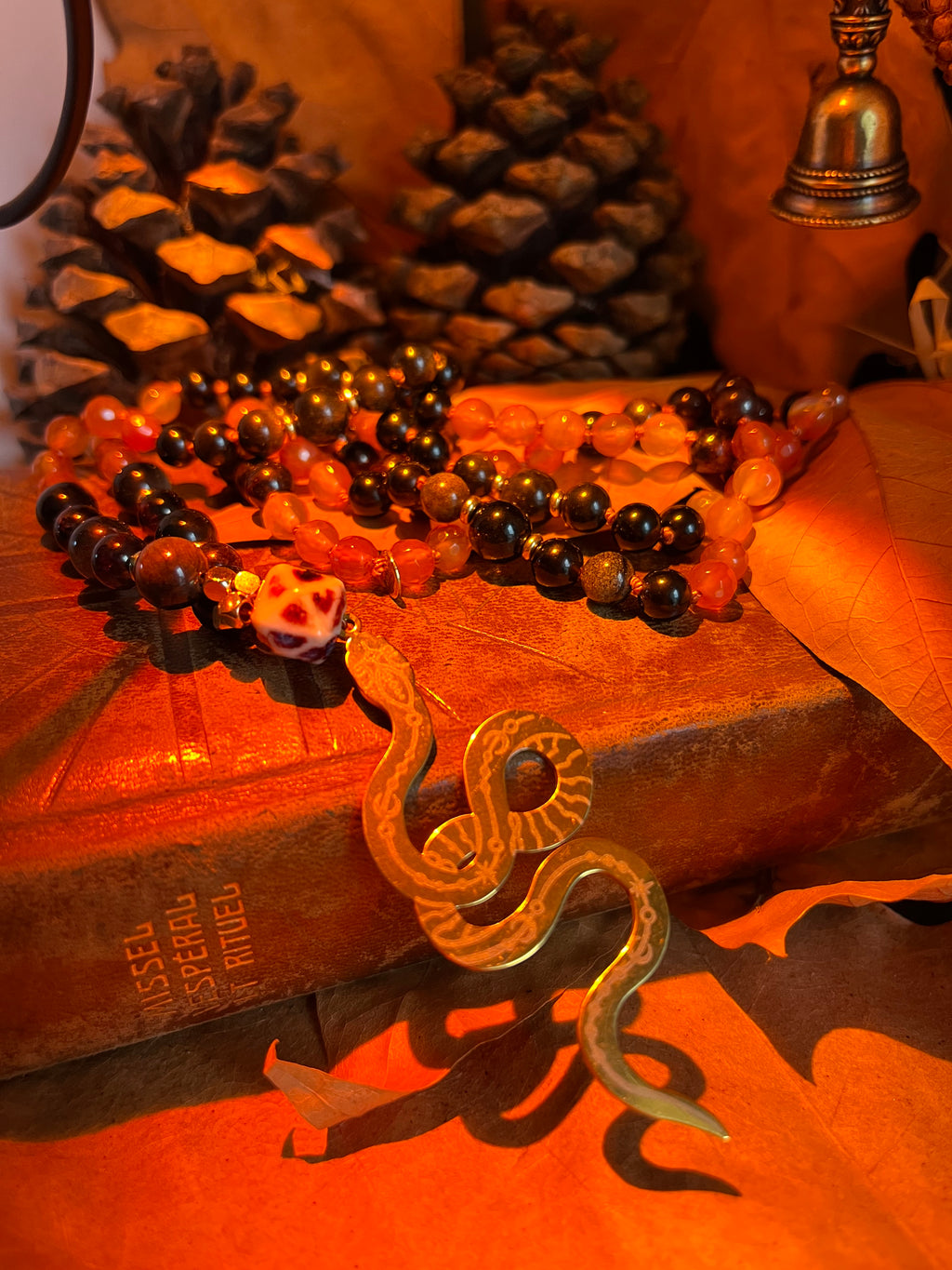 Mala “Le Serpent” – PUISSANCE - MÉTAMORPHOSE - FEU INTÉRIEUR - Cornaline - Obsidienne dorée - Grenat