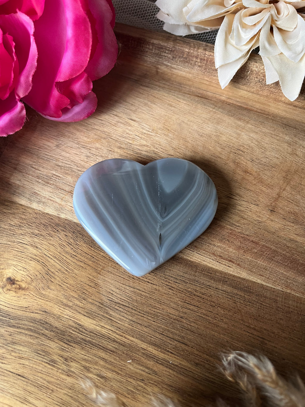 Galet Cœur - DOUCEUR - APAISEMENT - STABILITÉ - Agate grise