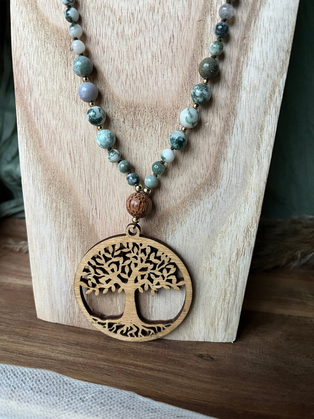 Mala « Forêt » - ANCRAGE - NATURE - RENOUVEAU - Agate arbre - Cristal de roche - Perles en bois