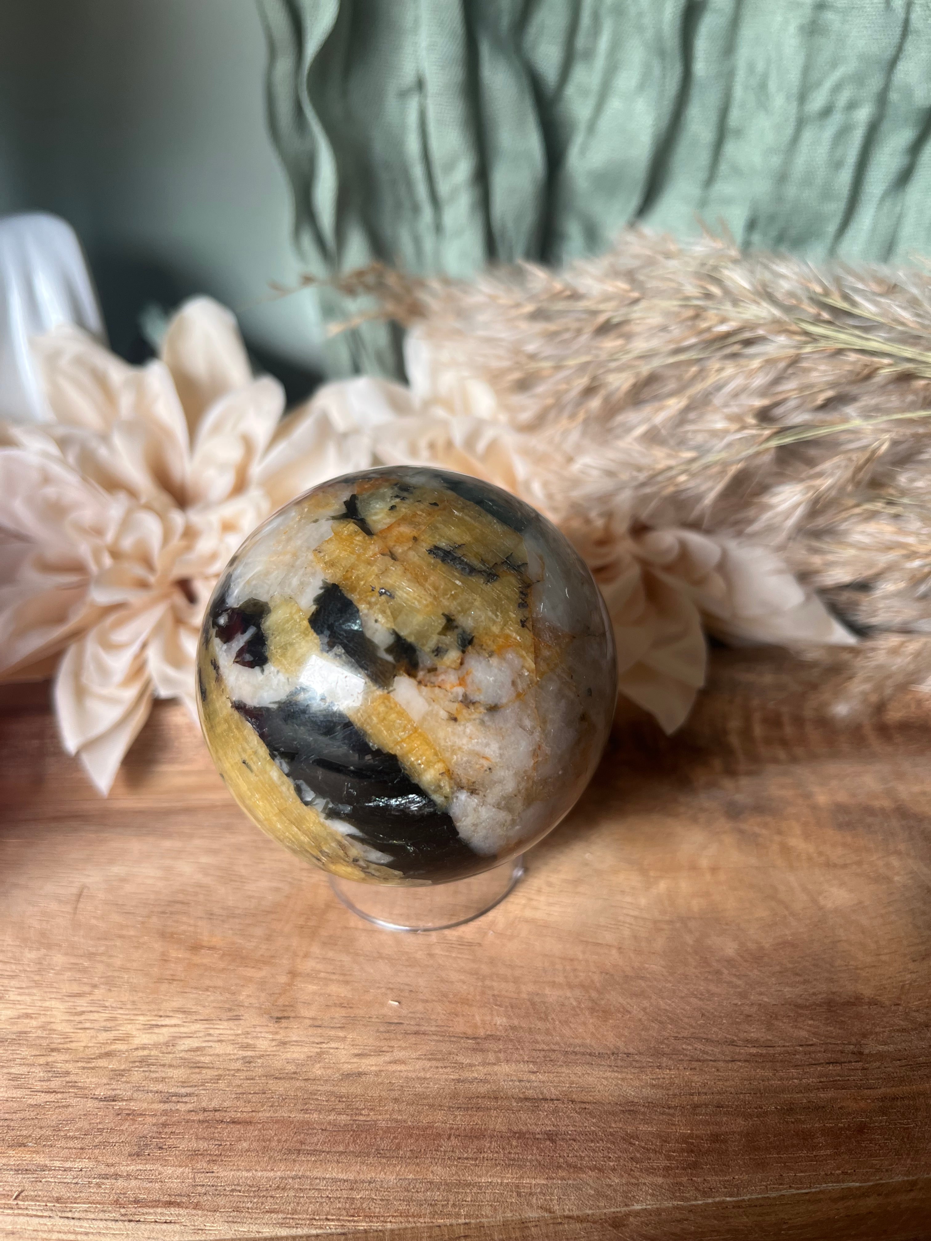 Sphère - PROTECTION - ANCRAGE LUMINEUX - Tourmaline noire sur Quartz