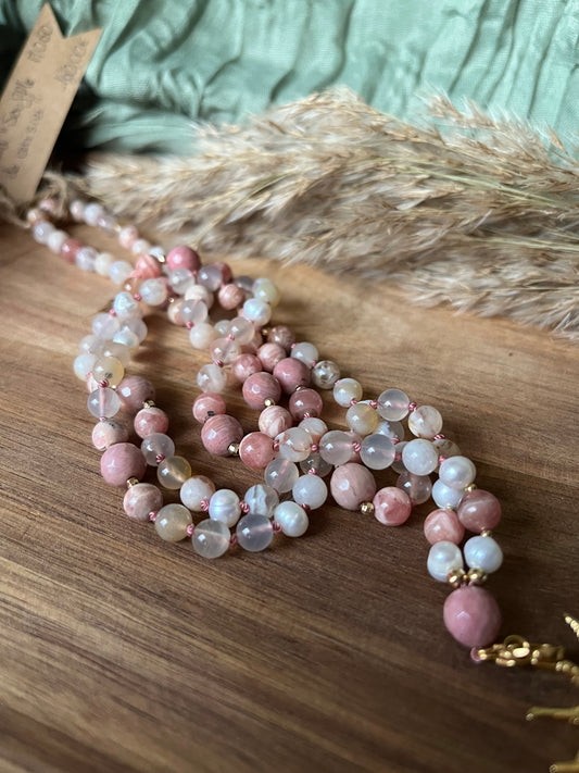 Mala « Souffle de Cerisier » AMOUR - GUÉRISON- DOUCEUR - Perles d’eau douce - Agate fleur de cerisier - Rhodochrosite