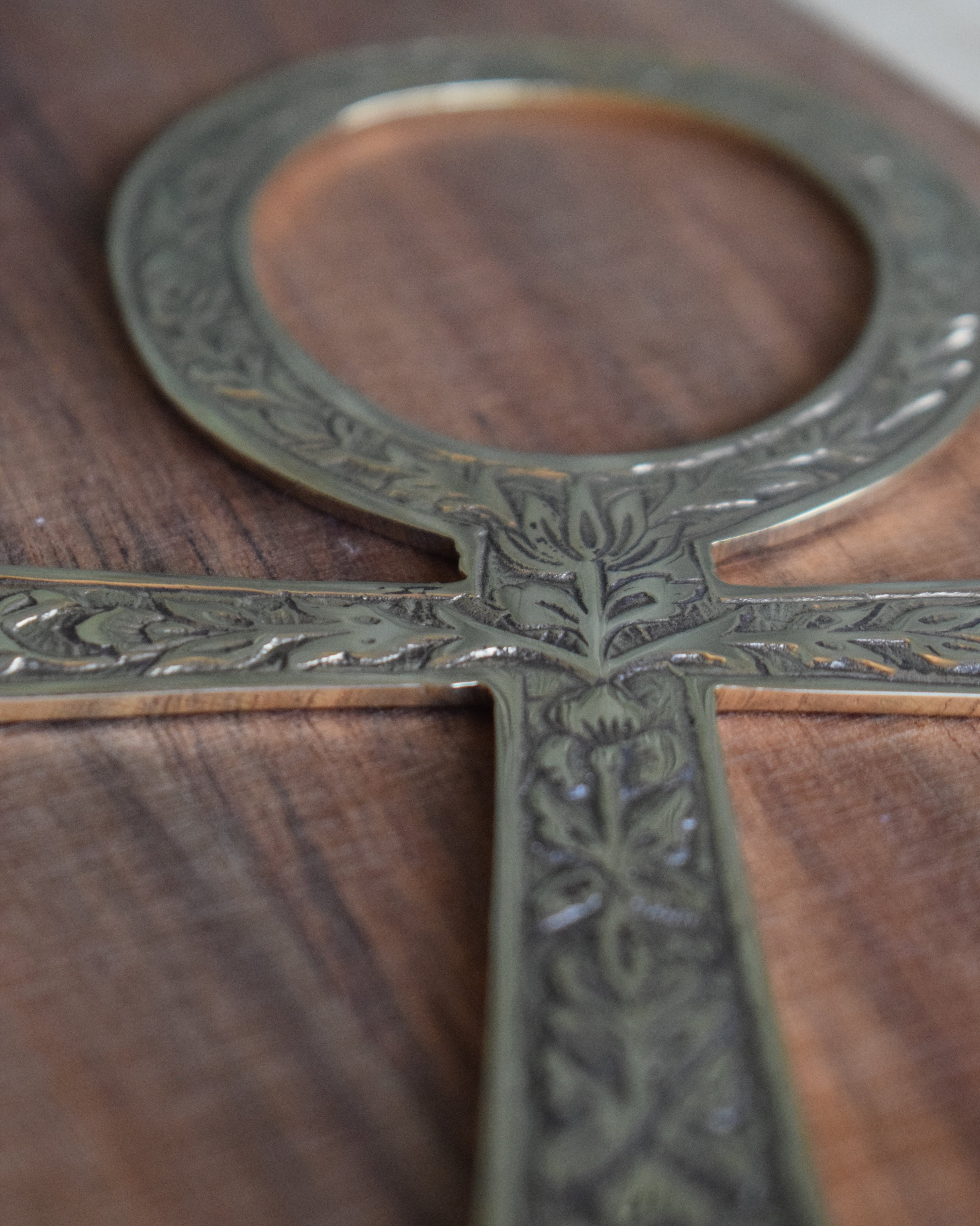 Ankh sacrée en laiton - 20cm