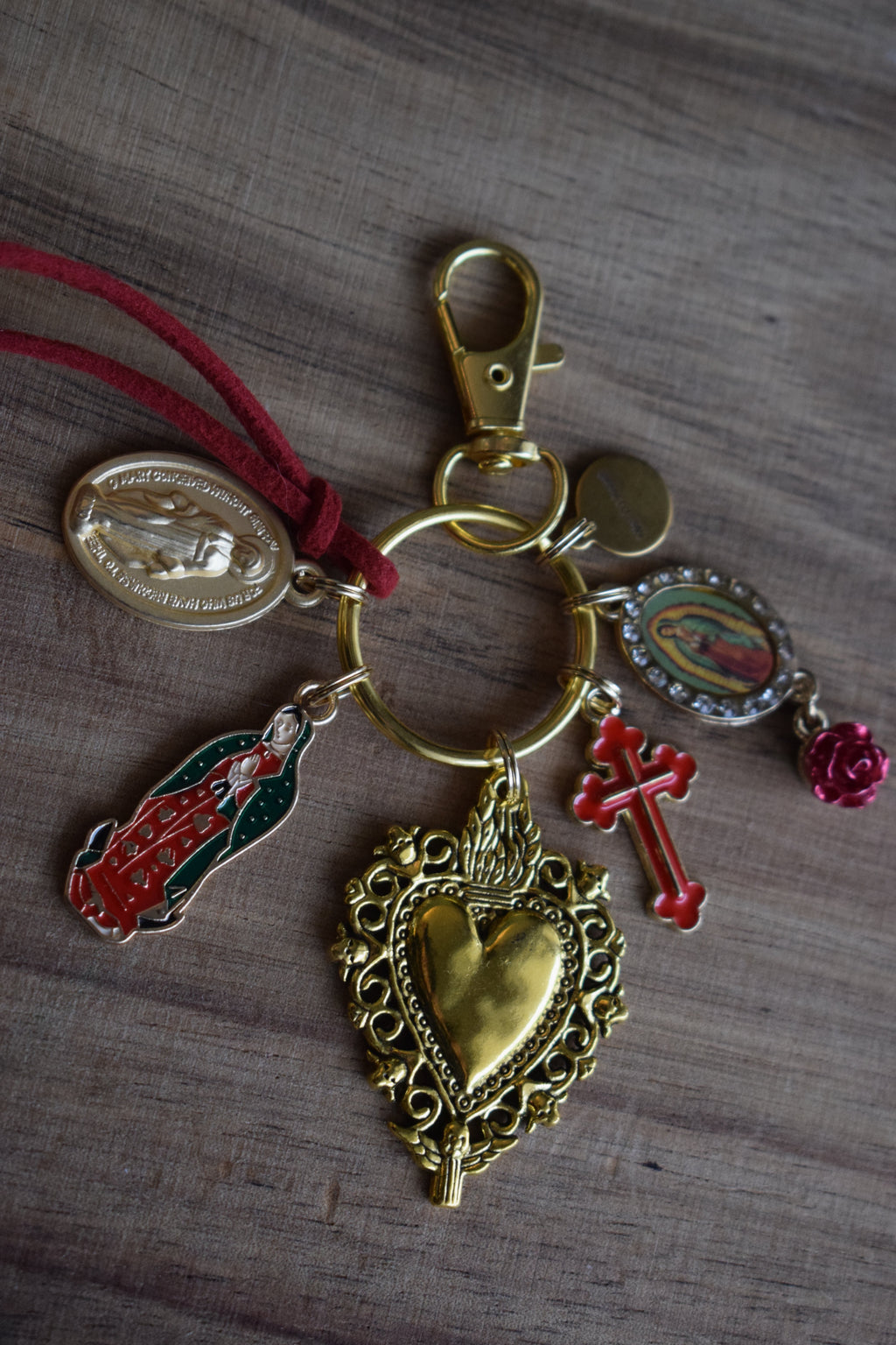 Porte-clés religieux doré