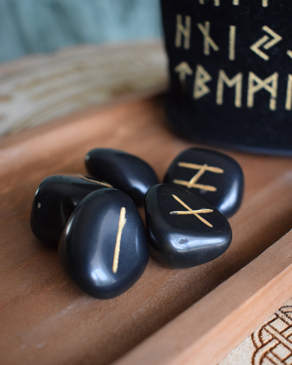 Runes en Onyx - 24 pièces