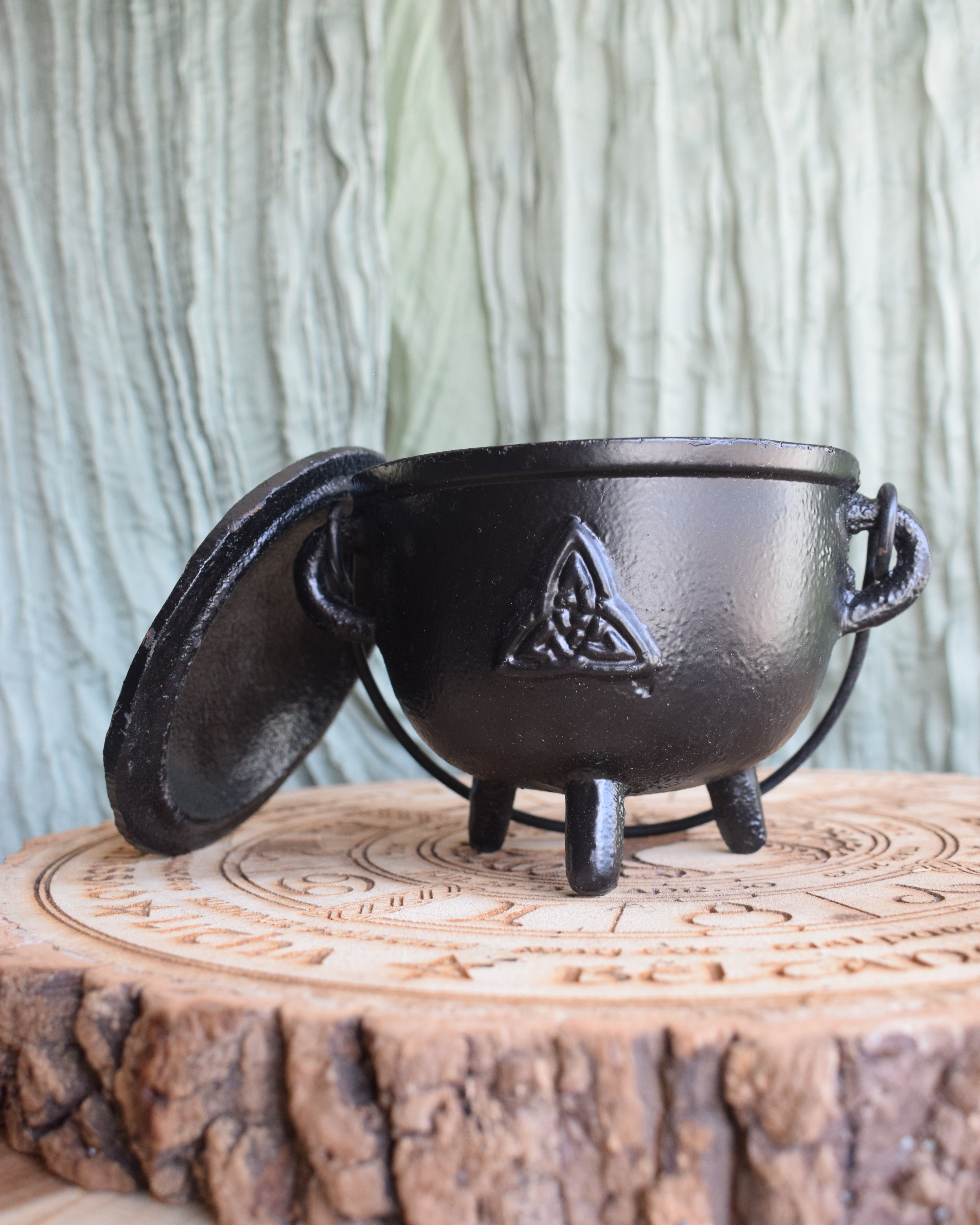 Chaudon - Triquetra - 12cm