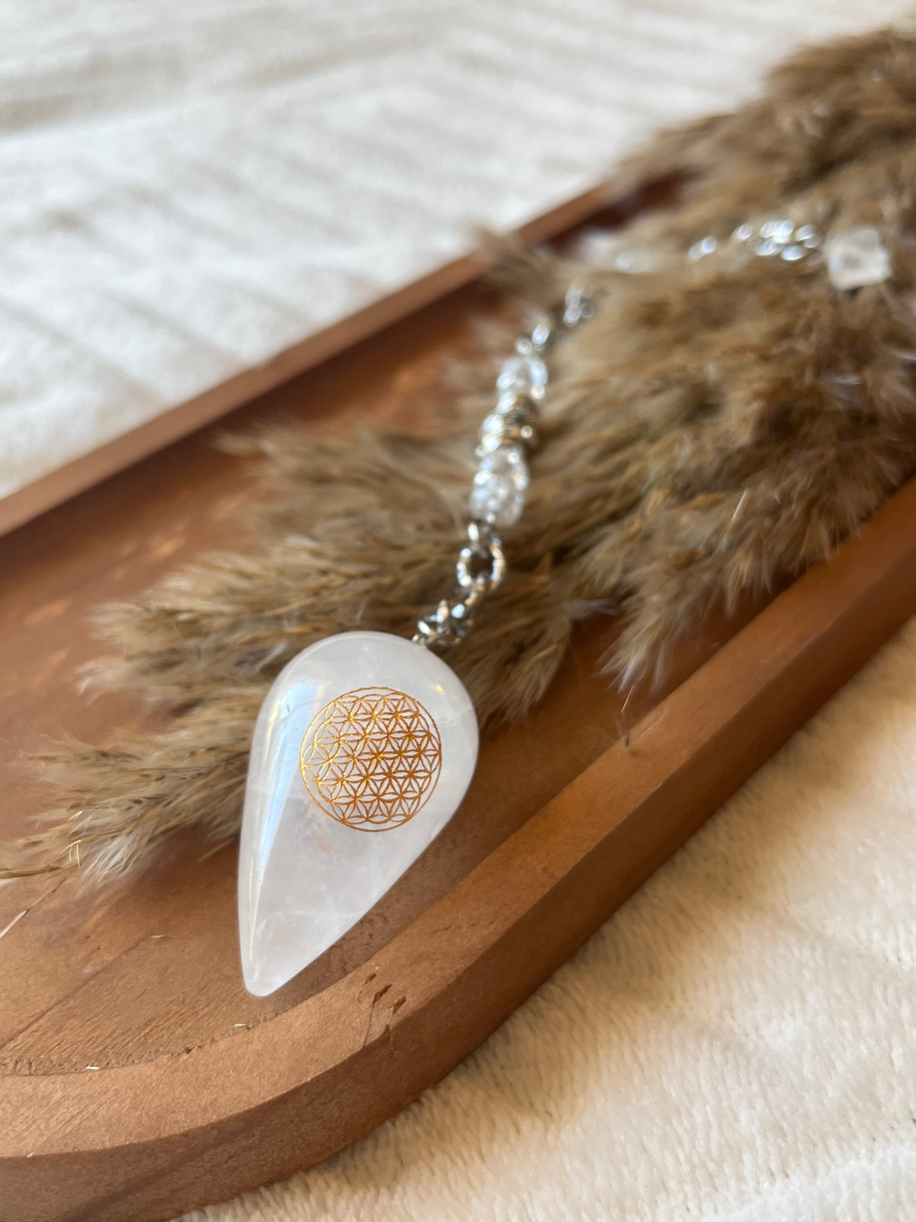 Pendule - Cristal de roche & Fleur de vie