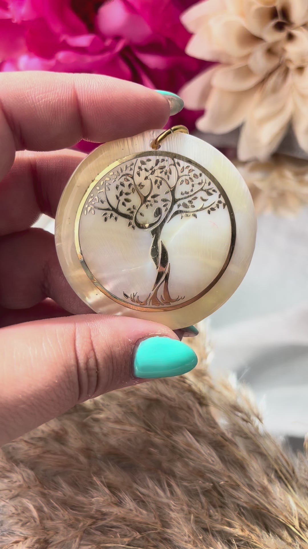Pendentif Arbre de vie en coquillage