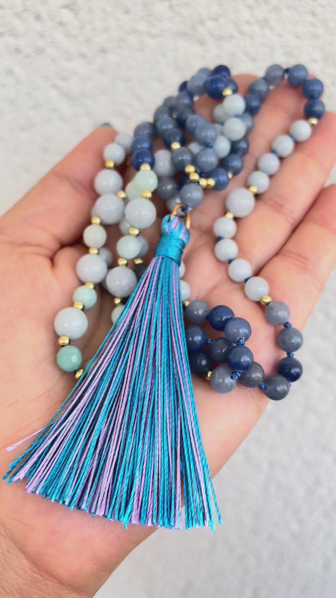 Mala "Harmonie Bleue" - SERENITE - HARMONIE - EXPRESSION - Aventurine bleue - Amazonite - Calcédoine