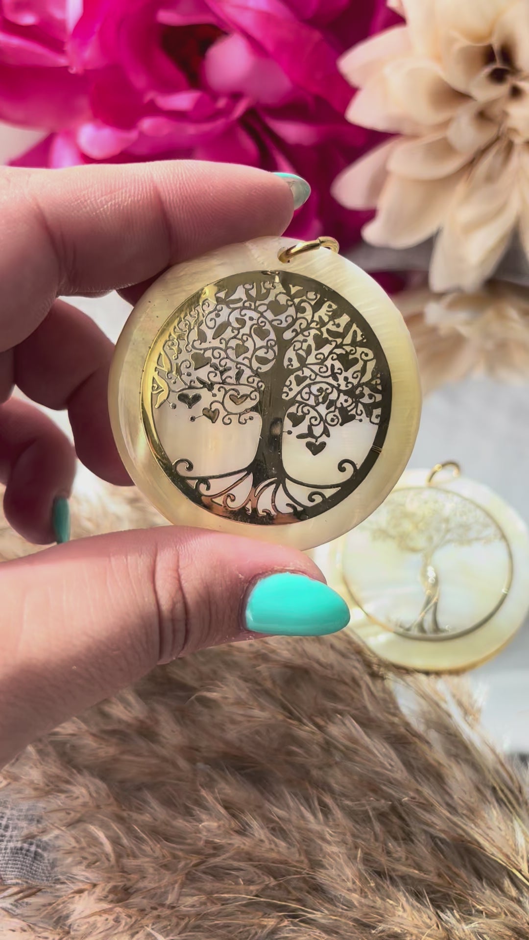 Pendentif Arbre de vie en coquillage