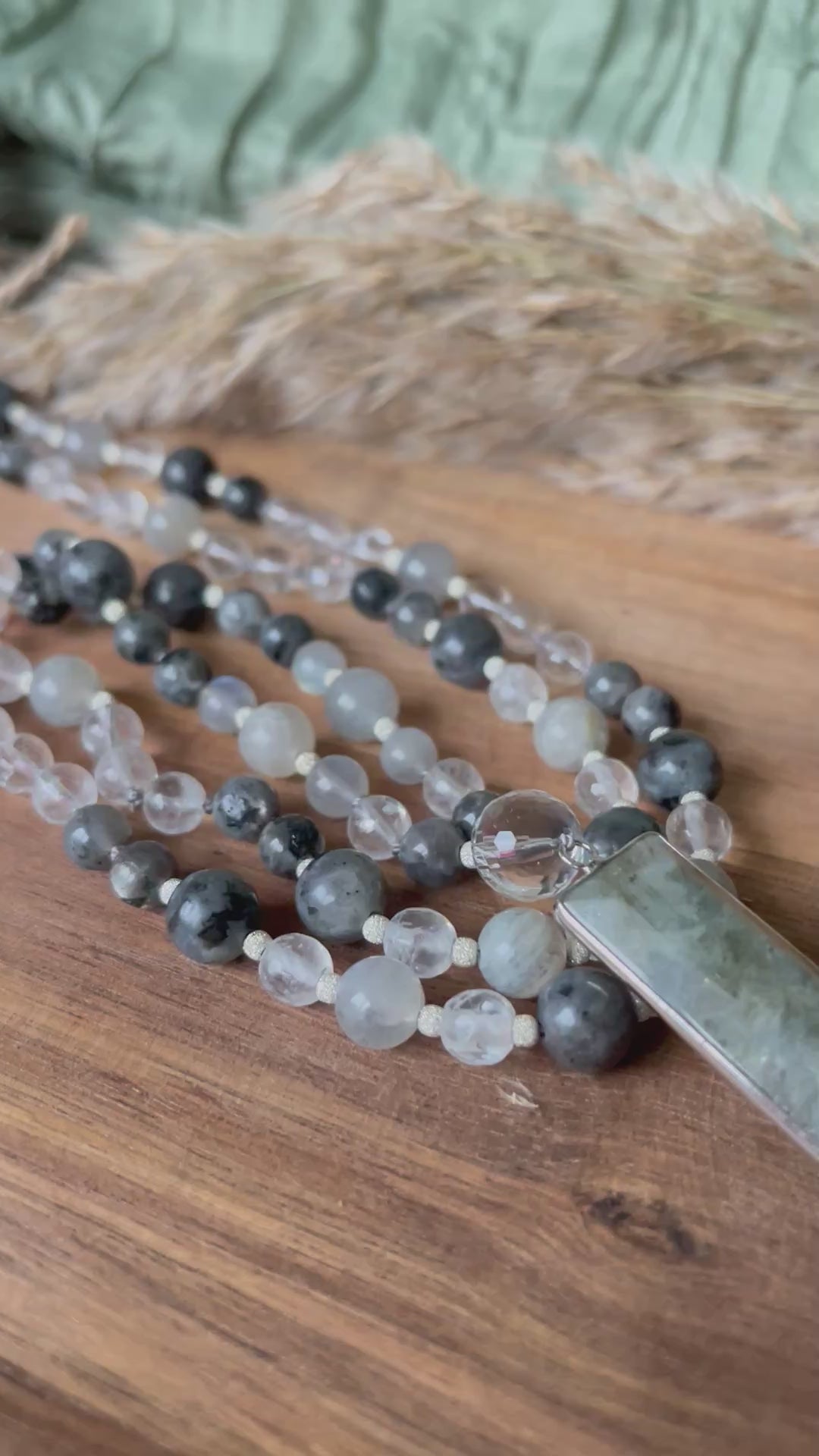 Mala « Éclipse d’Âme » - PROTECTION PROFONDE - INTUITION ÉVEILLÉE - CLARTÉ INTÉRIEURE - Labradorite - Labradorite noire - Cristal de roche
