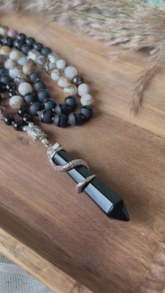 Mala « Racines d’Ombre » - ANCRAGE - PROTECTION - STABILITÉ - Onyx - Bois pétrifié